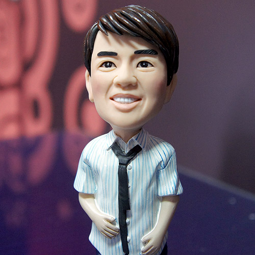 帥氣男生.吉他.歌手 公仔娃娃